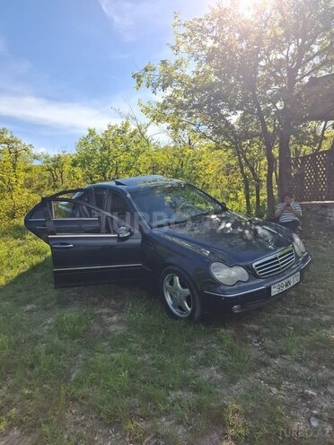 Mercedes C 200-6