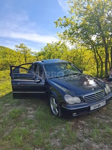 Mercedes C 200-4