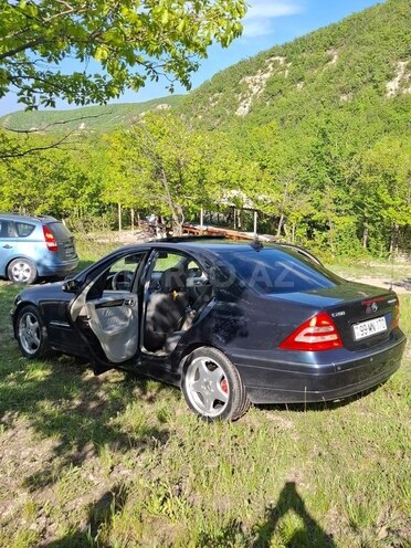 Mercedes C 200-16