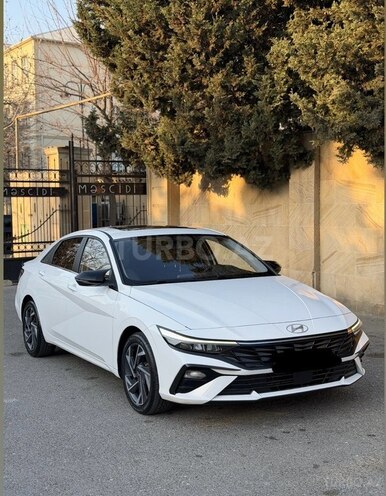 Hyundai Elantra-5