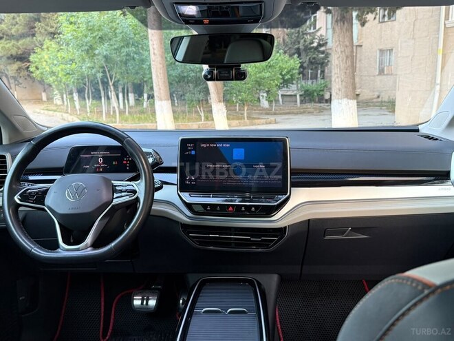Volkswagen ID.6 Crozz-15