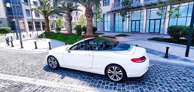 Mercedes C 300-4
