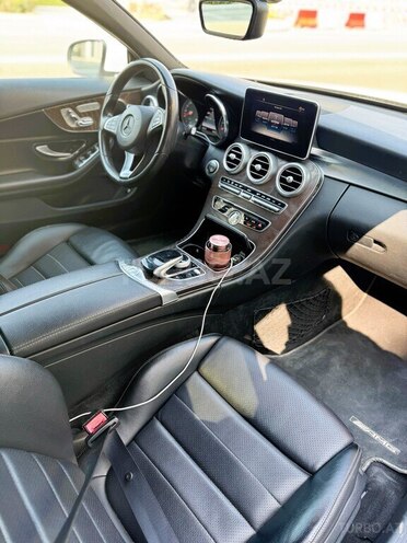 Mercedes C 300-19