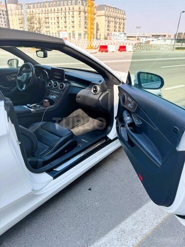 Mercedes C 300-17