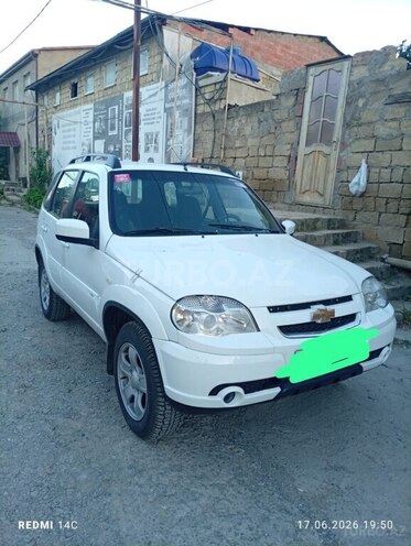 Chevrolet Niva-2