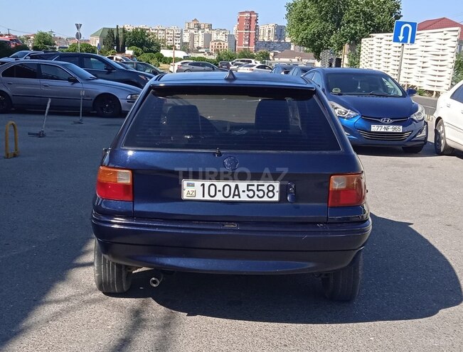 Opel Astra-2