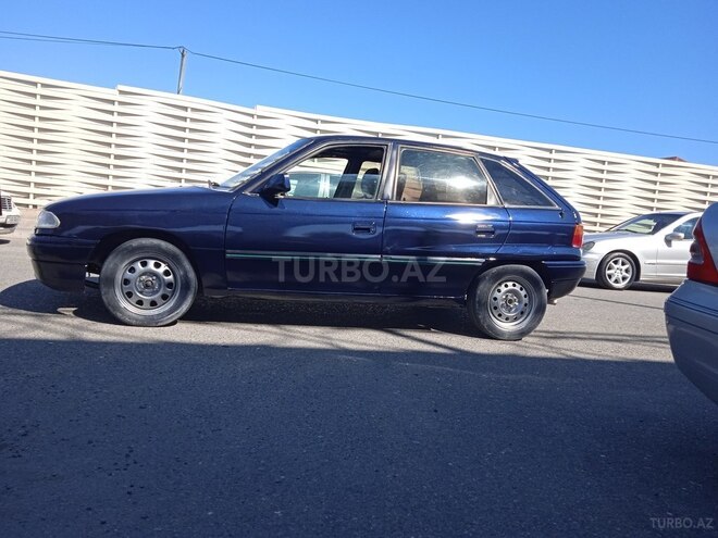 Opel Astra-8