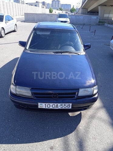 Opel Astra-1
