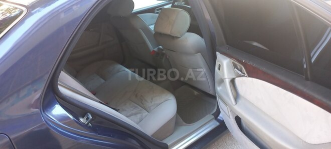Mercedes E 280-6