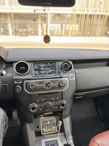 Land Rover Discovery-8