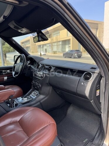 Land Rover Discovery-5