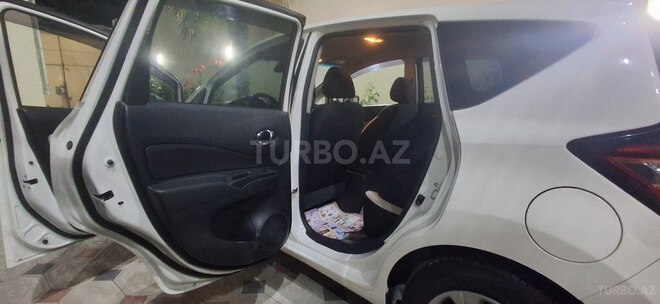 Nissan Note-10