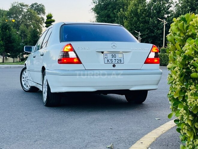 Mercedes C 230-7