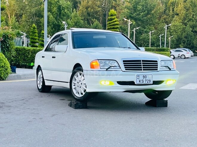 Mercedes C 230-12