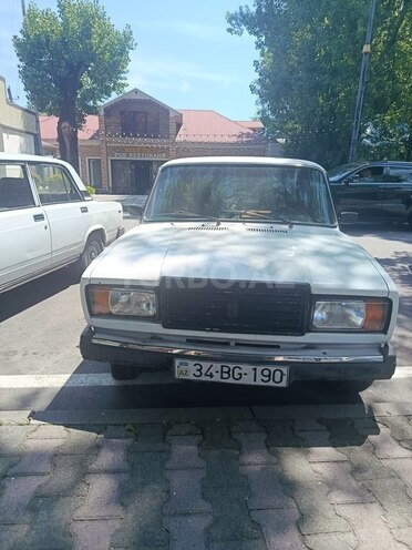 LADA (VAZ) 2107-1