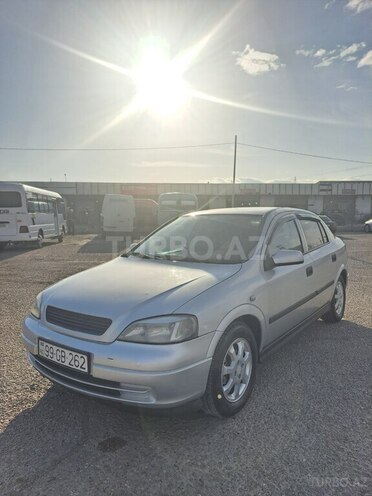 Opel Astra-1