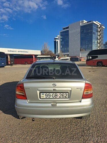 Opel Astra-8