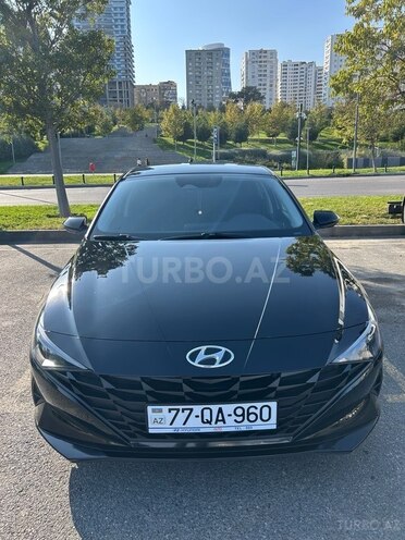 Hyundai Elantra-7
