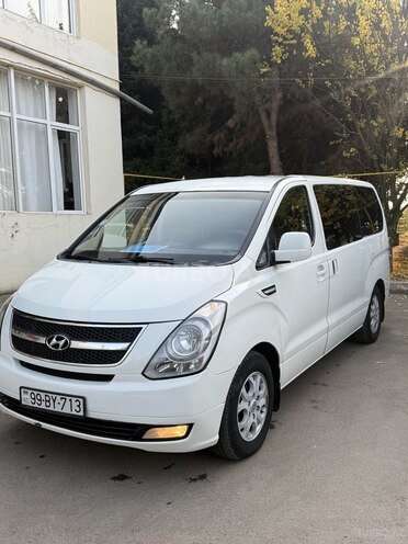 Hyundai H-1-9