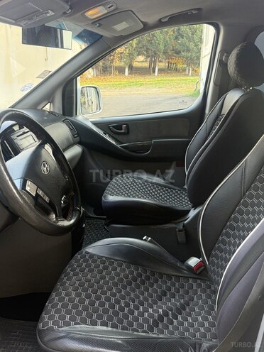 Hyundai H-1-6
