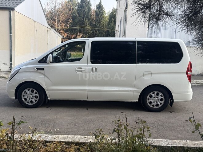 Hyundai H-1-4