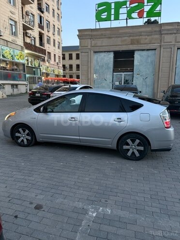 Toyota Prius-9