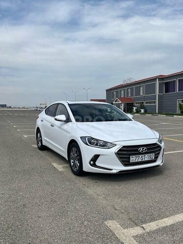 Hyundai Avante-5