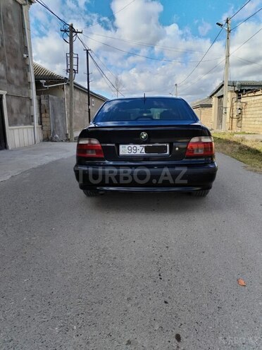 BMW 530-2