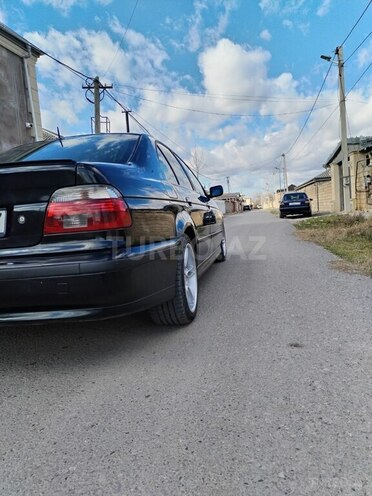 BMW 530-4