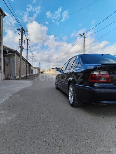 BMW 530-3