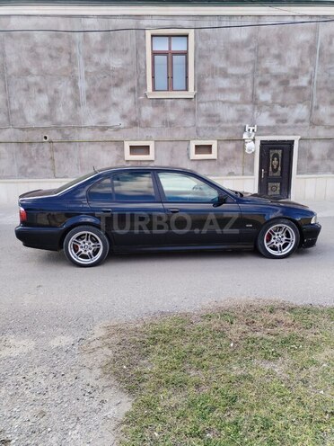 BMW 530-5
