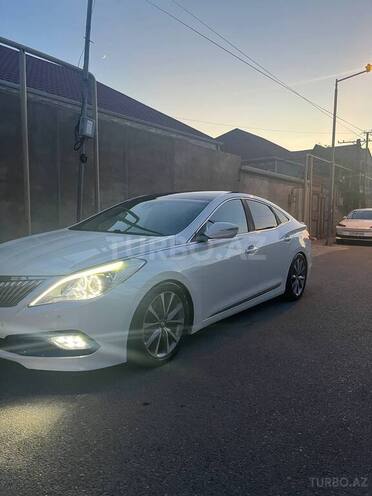 Hyundai Grandeur-13