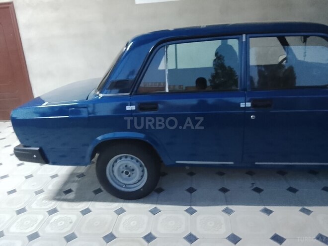 LADA (VAZ) 2107-4