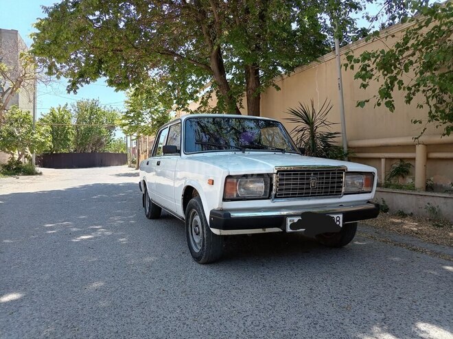 LADA (VAZ) 2107-13