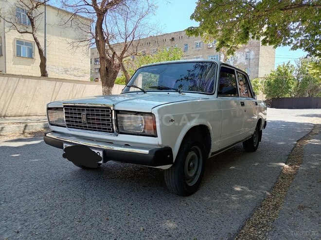 LADA (VAZ) 2107-17