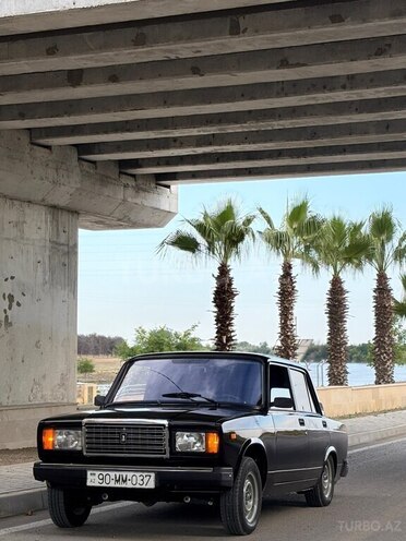 LADA (VAZ) 2107-4
