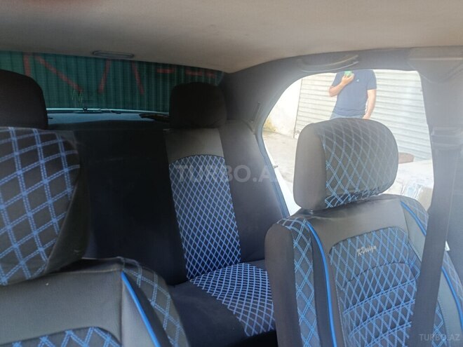 Mercedes E 220-15