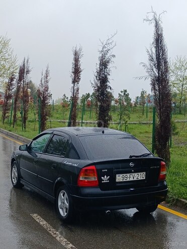 Opel Astra-2