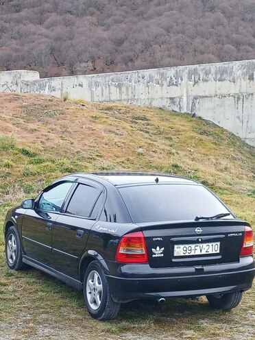 Opel Astra-7