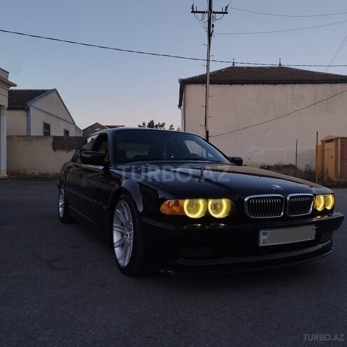 BMW 730-3