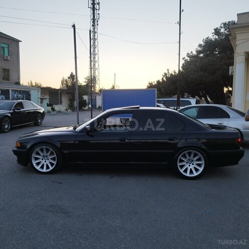 BMW 730-4