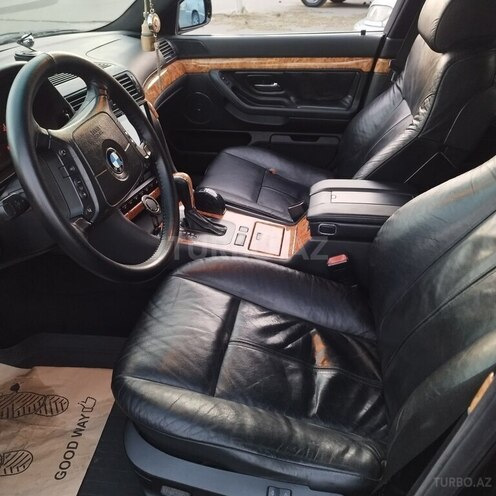 BMW 730-10