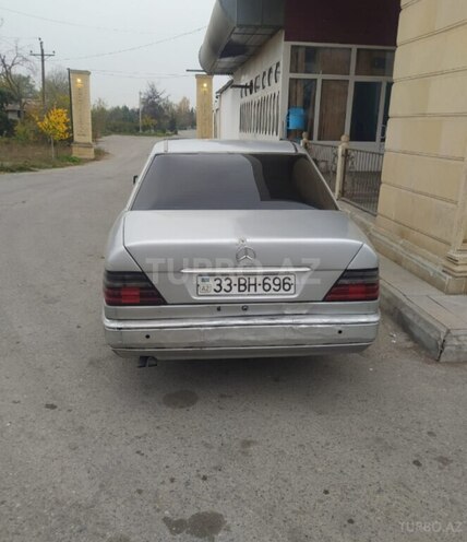 Mercedes 300 D-2