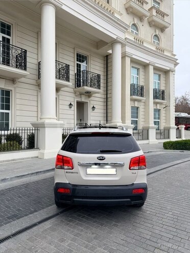 Kia Sorento-7
