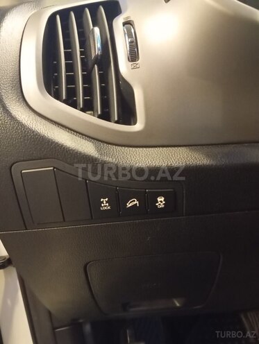 Kia Sportage-8
