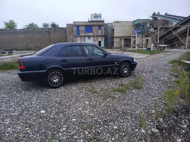 Mercedes C 200-4