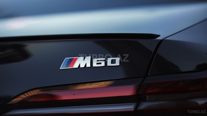 BMW i5-10
