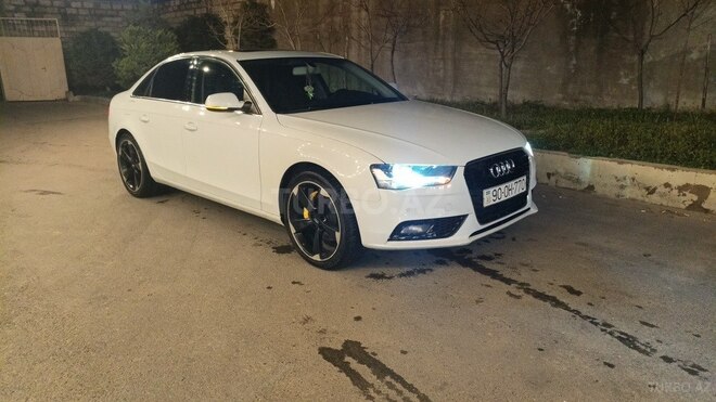 Audi A4-10