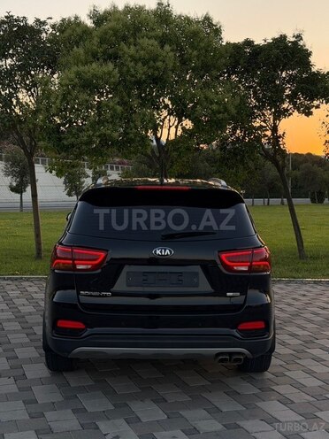 Kia Sorento-7