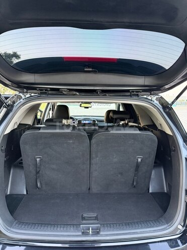 Kia Sorento-16